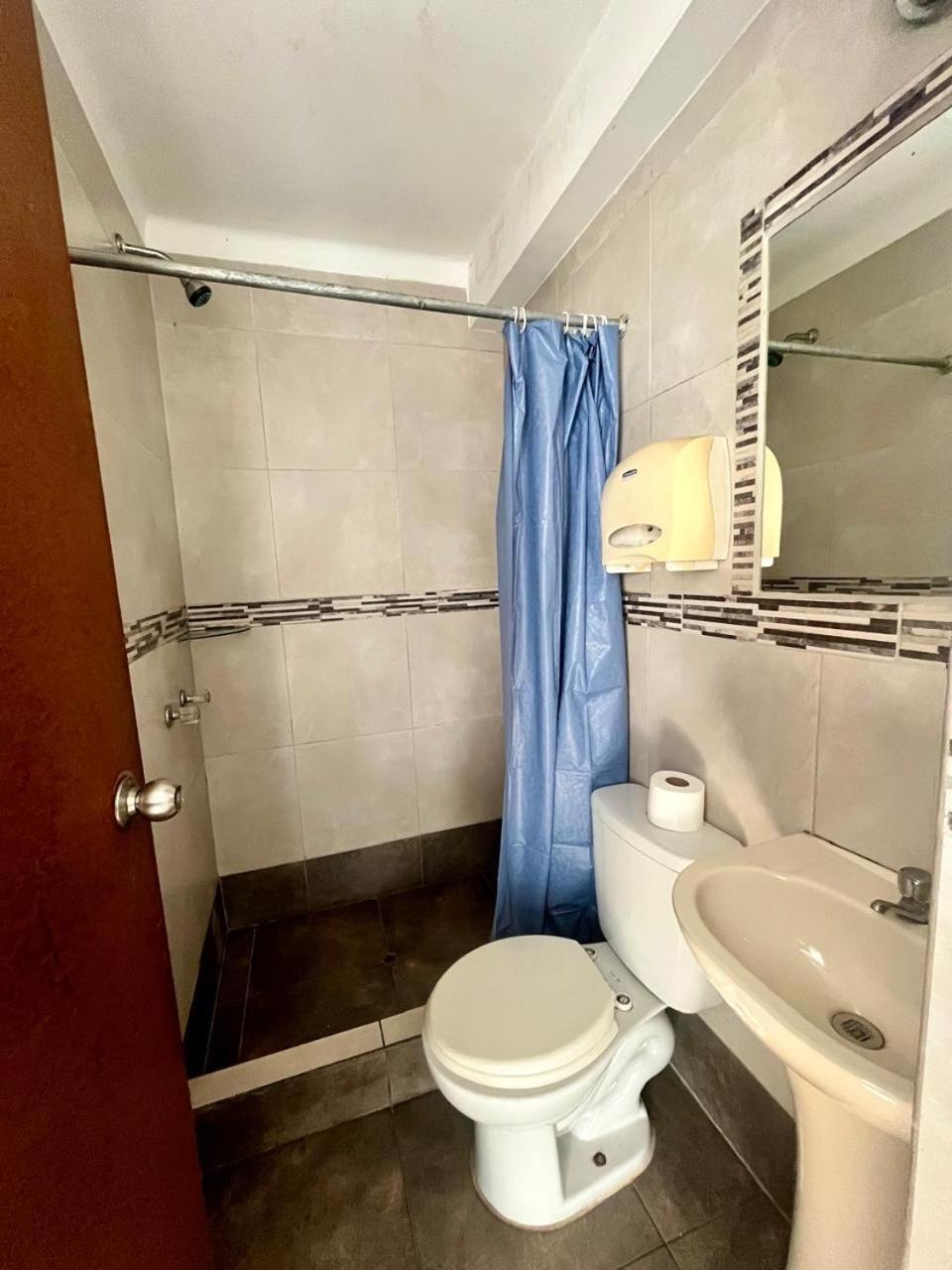 Hostel Rivendell Лима Экстерьер фото